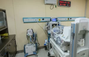 医院病房床头治疗带包含的设备及安装高度