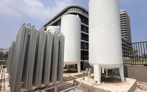 医用液氧集中供氧系统：贮罐、管道及终端的技术规范